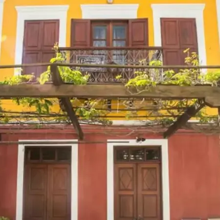 Karnayo Traditional